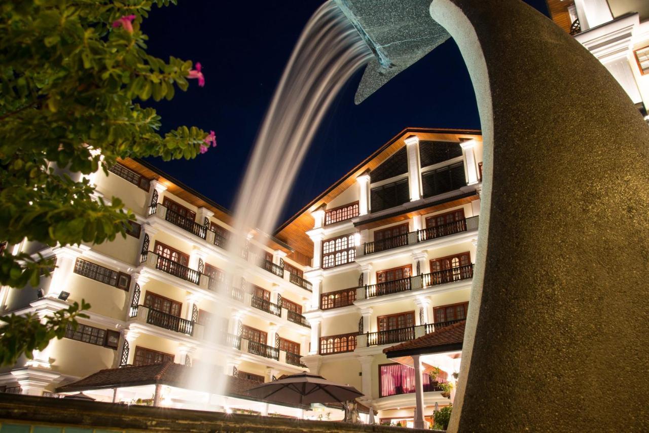Regency Angkor Hotel Сиемрип Экстерьер фото